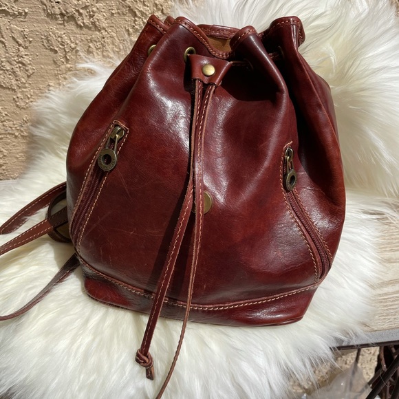 Luminosa Leather Backpack purse - Picture 3 of 6